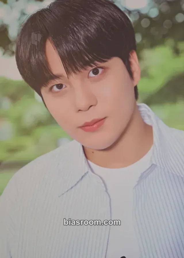 ATEEZ - Jongho - 2024 Ateez Fanmeeting - Atiny's Voyage From A to Z Event fan meeting merch inclusion poster book mini poster