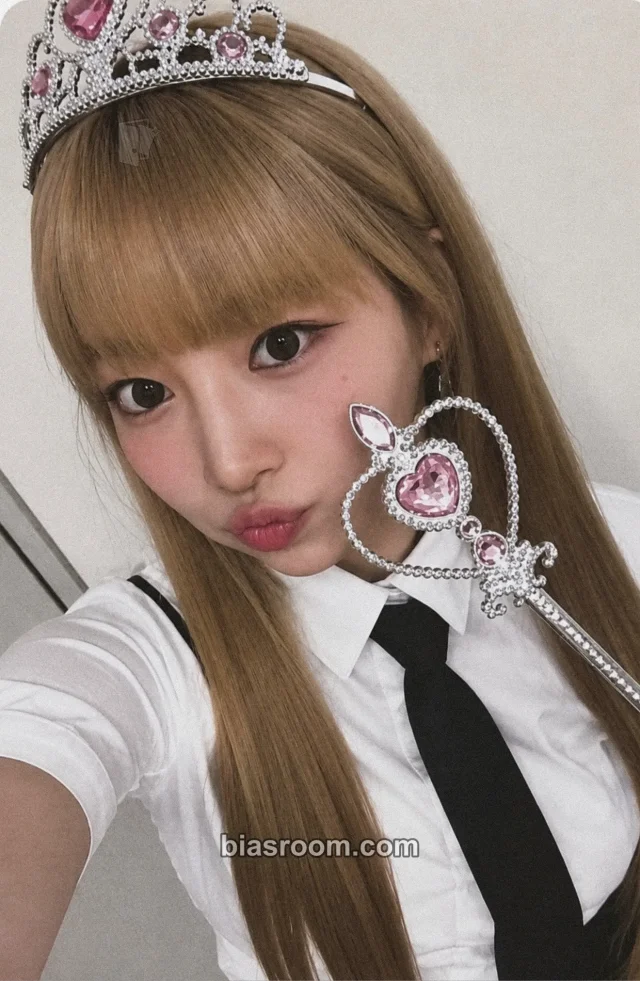 UNIS - Nana - WE UNIS Album video call (fancall) withmuu/withdrama shopee round 4