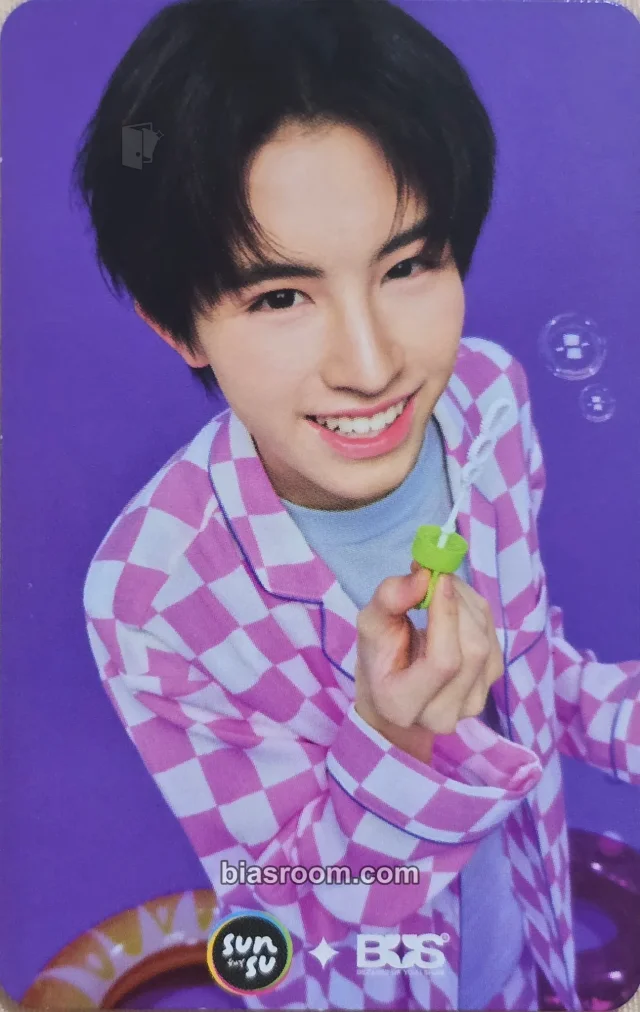 BUS - AA - SUNSU x BUS Other brand collaboration random photocard pajamas version