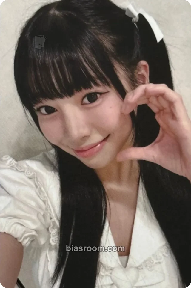 UNIS - Nana - SWICY Album video call (fancall) musicart (music art) round 1