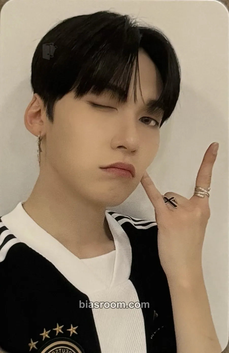 Keonhee MALUS Photocard - ONEUS - ONEUS K-pop photocard