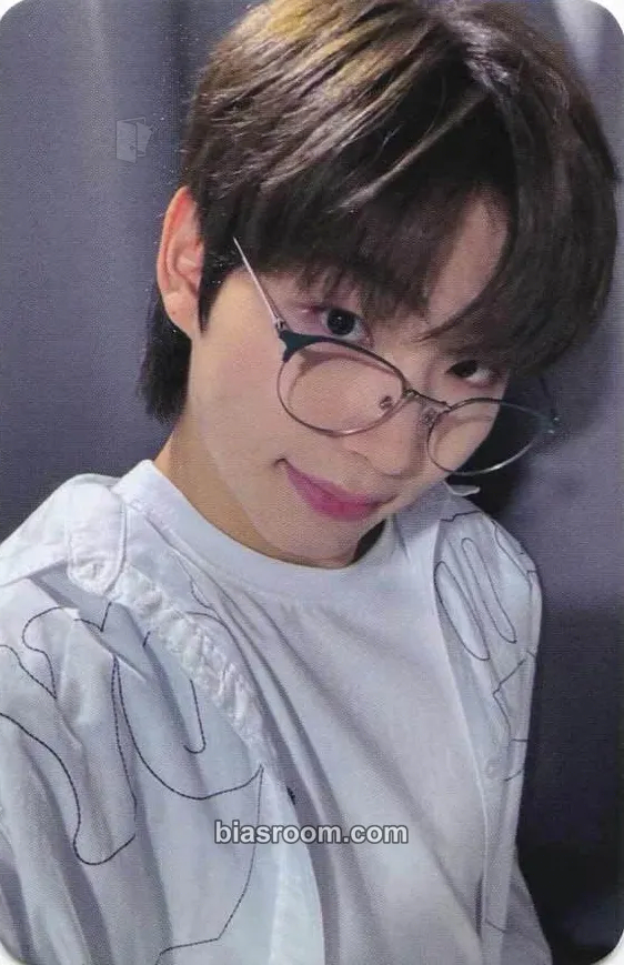 Minseo Wishpool Photocard - B.D.U - B.D.U K-pop photocard