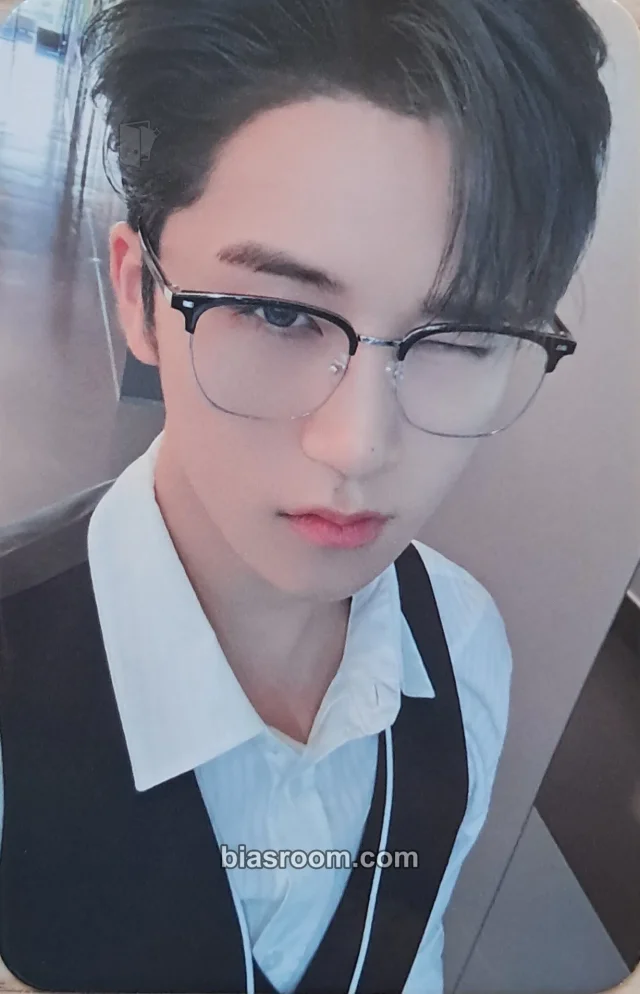 LUN8 - Junwoo - LUN8 Company:Project #1 Event fan meeting