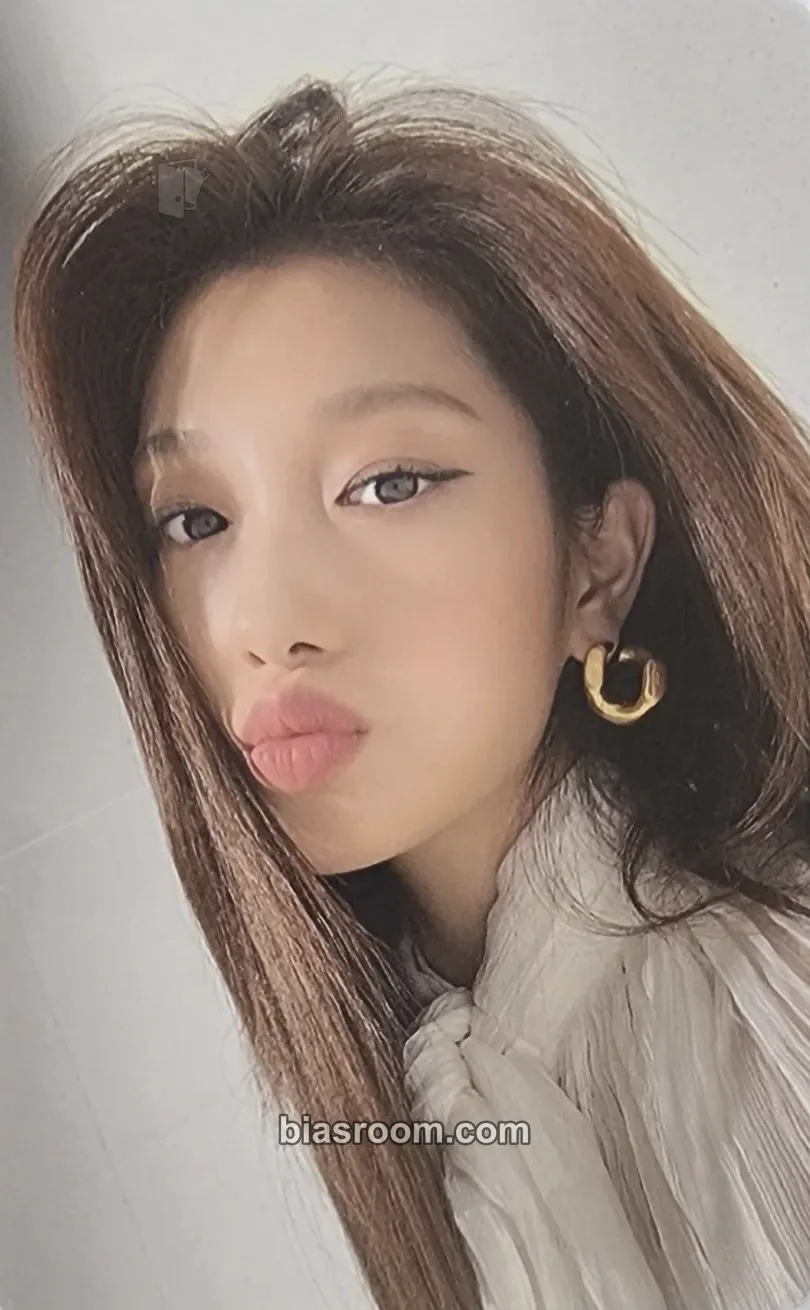 Seoyeon Unlock My World Photocard - fromis_9 - fromis_9 K-pop photocard
