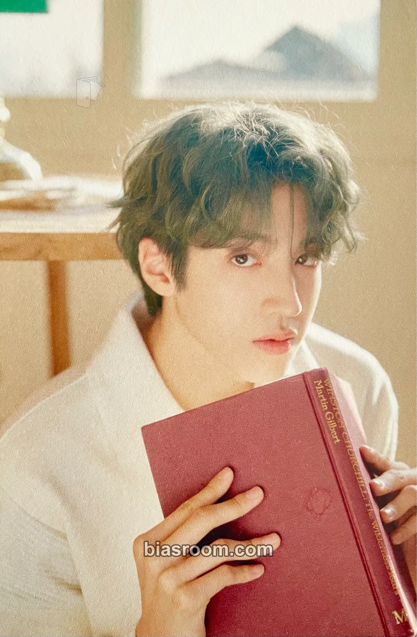 Wooseok 2022 Season's Greetings - Secret Book Club Photocard - PENTAGON - PENTAGON K-pop photocard