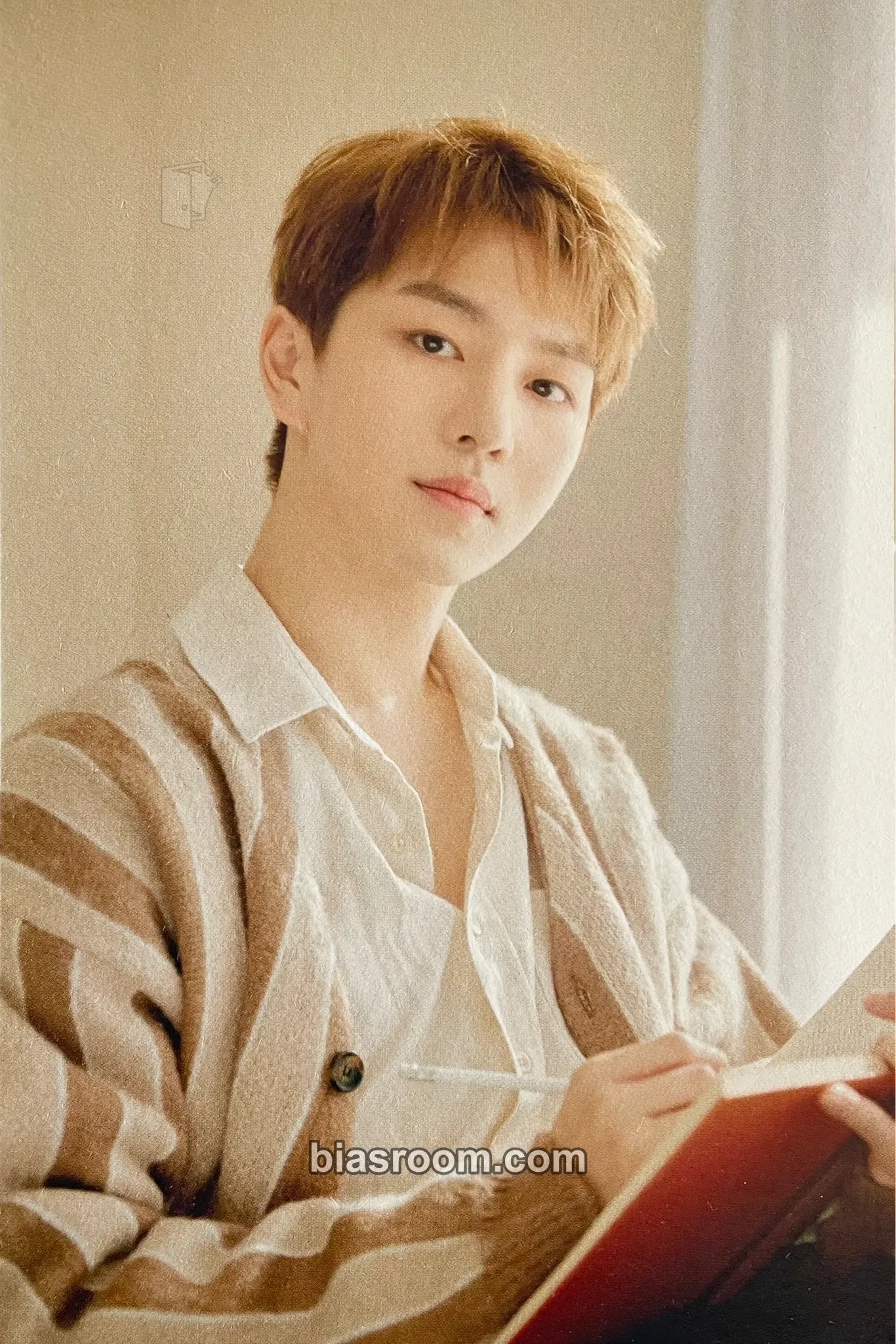 Kino 2022 Season's Greetings - Secret Book Club Photocard - PENTAGON - PENTAGON K-pop photocard