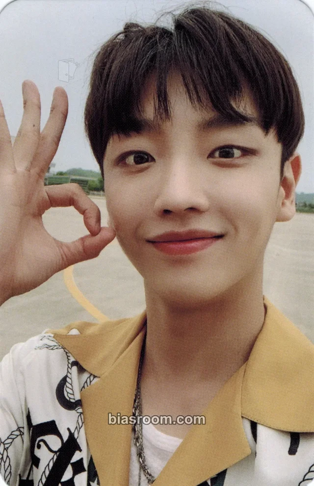 WE IN THE ZONE - Eson - WE IN THE ZONE Album first press only signature back album photocard