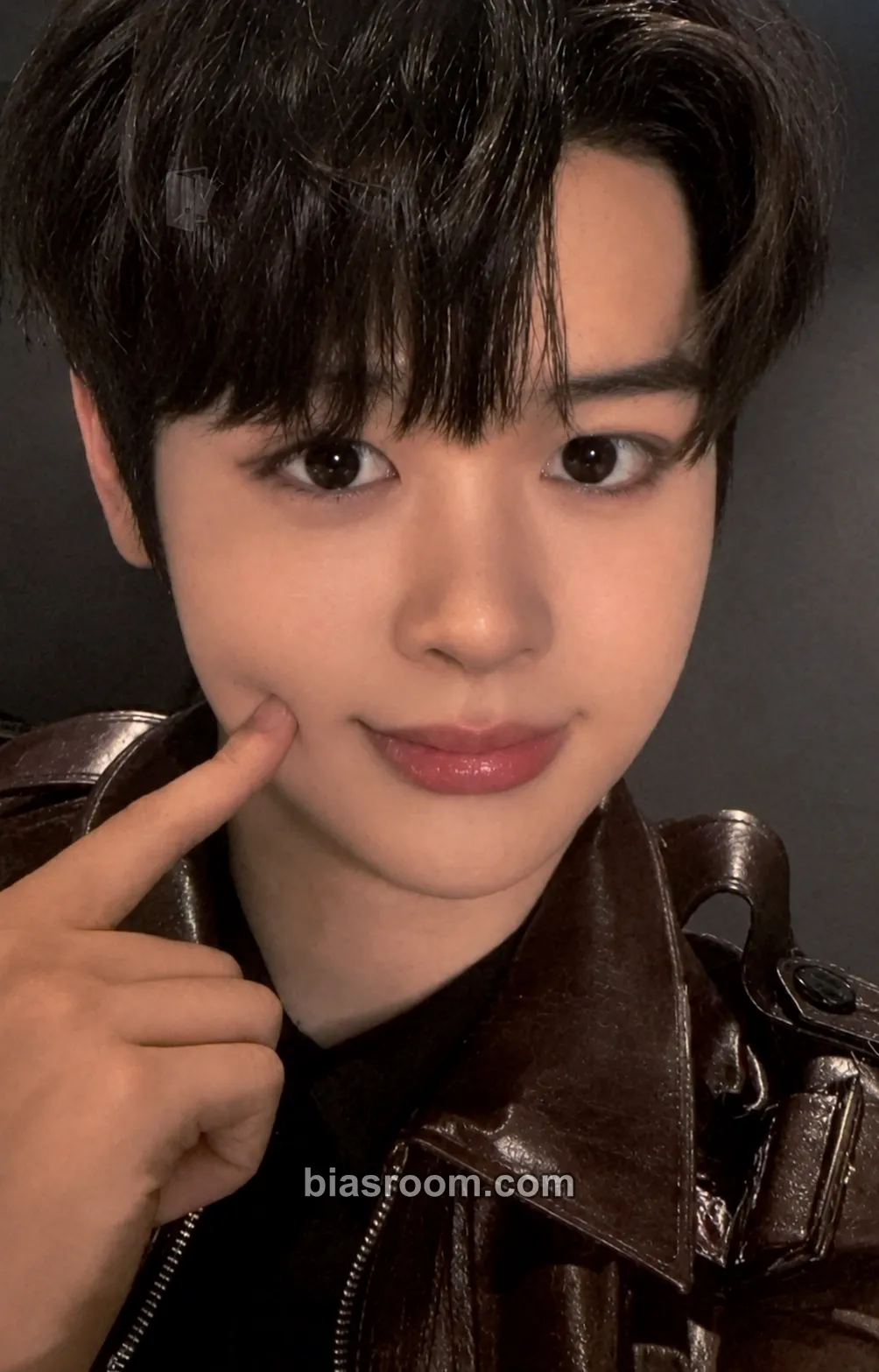 Ma Jingxiang OVEREXPOSED Photocard - CLOSE YOUR EYES - CLOSE YOUR EYES K-pop photocard