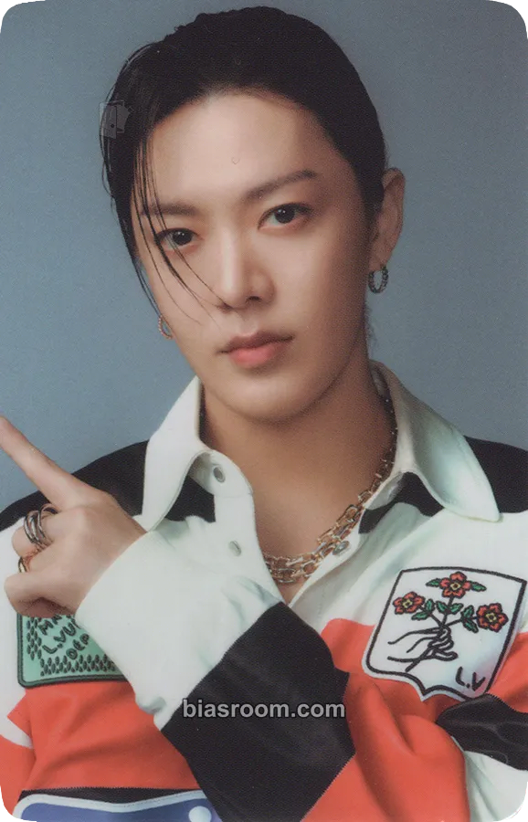 Yuta WALK MD Photocard - NCT 127 - NCT 127 K-pop photocard