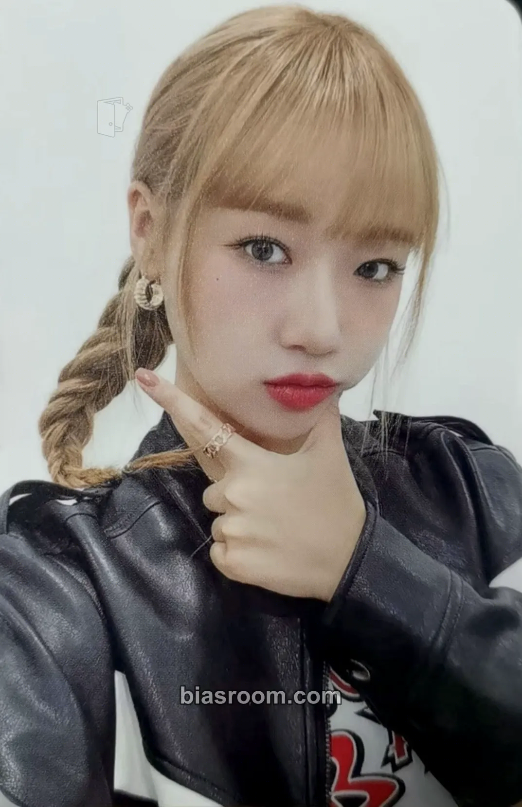Choi Yoojung Sunflower Photocard - Choi Yoojung K-pop photocard