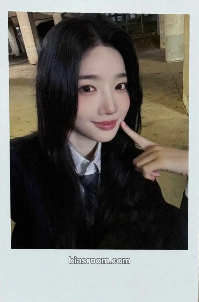 Yooyeon Assemble25 Photocard - tripleS - tripleS K-pop photocard