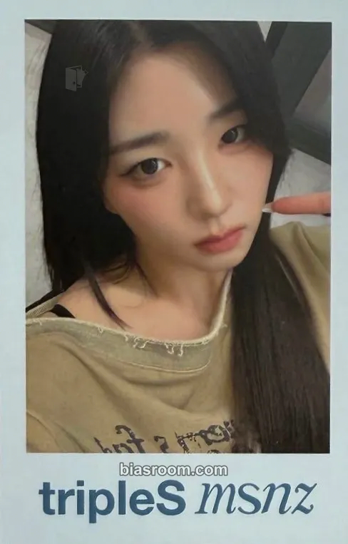 Sohyun Beyond Beauty Photocard - tripleS - tripleS K-pop photocard