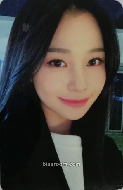 Jihan Play Game : Holiday Photocard - Weeekly - Weeekly K-pop photocard