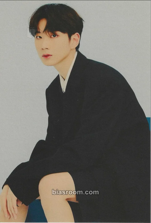 BDC - Junghwan - THE INTERSECTION: DISCOVERY Album album inclusion reality version postcard