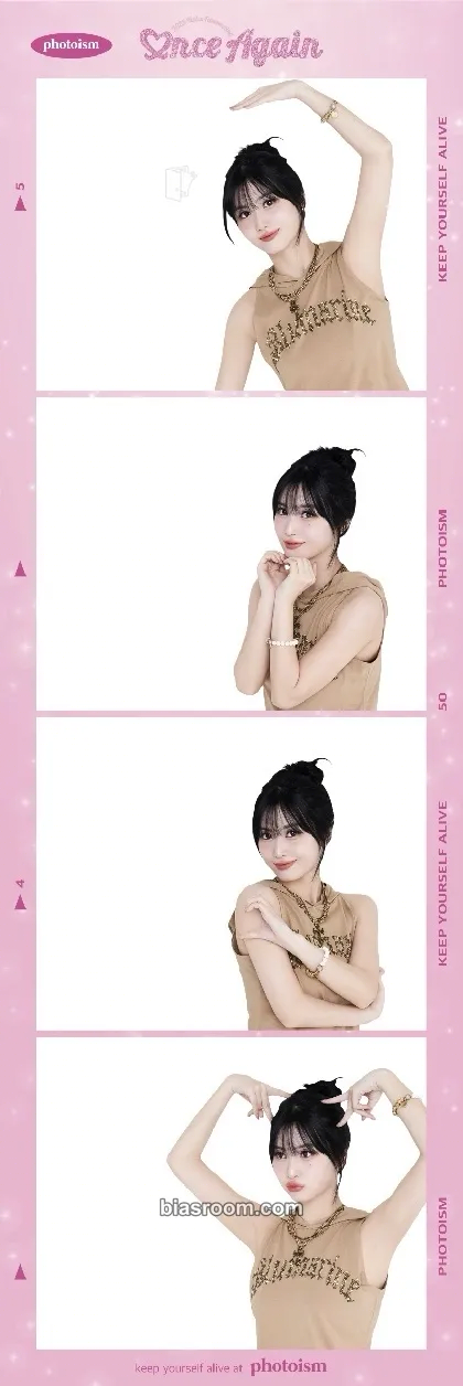 Momo TWICE x photoism Photocard - TWICE - TWICE K-pop photocard