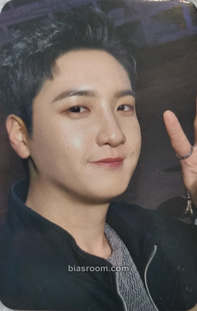 LUCY - Gwangil - Childish Album album photocard