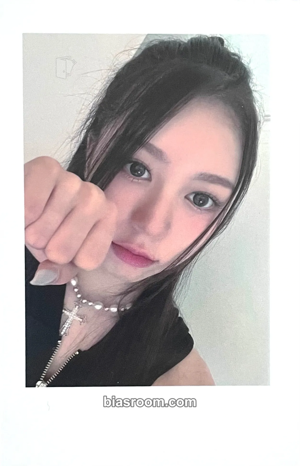 Hyerin Muhan Photocard - tripleS - tripleS K-pop photocard