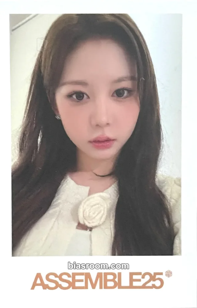 tripleS - Hyerin - Assemble25 Album everline fansign polaroid