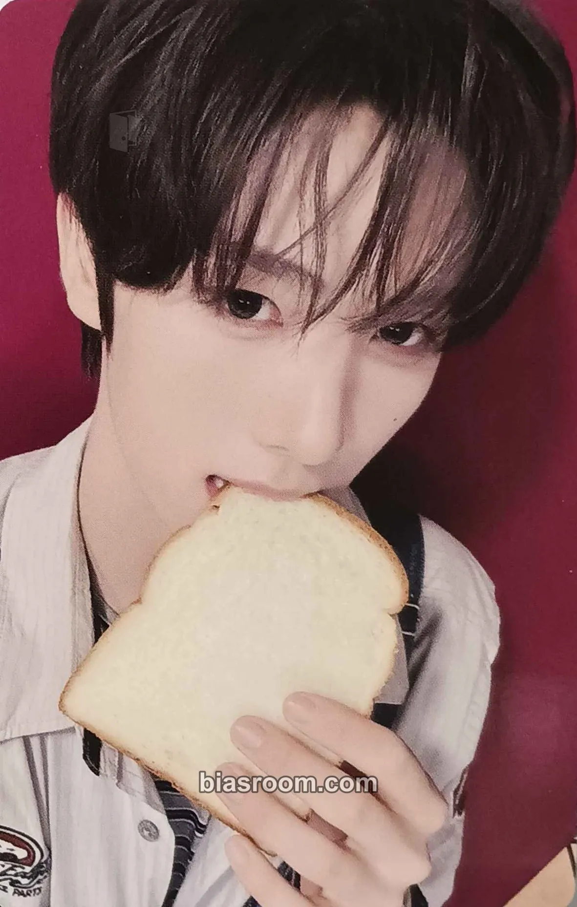 Youngjae play hard Photocard - TWS - TWS K-pop photocard