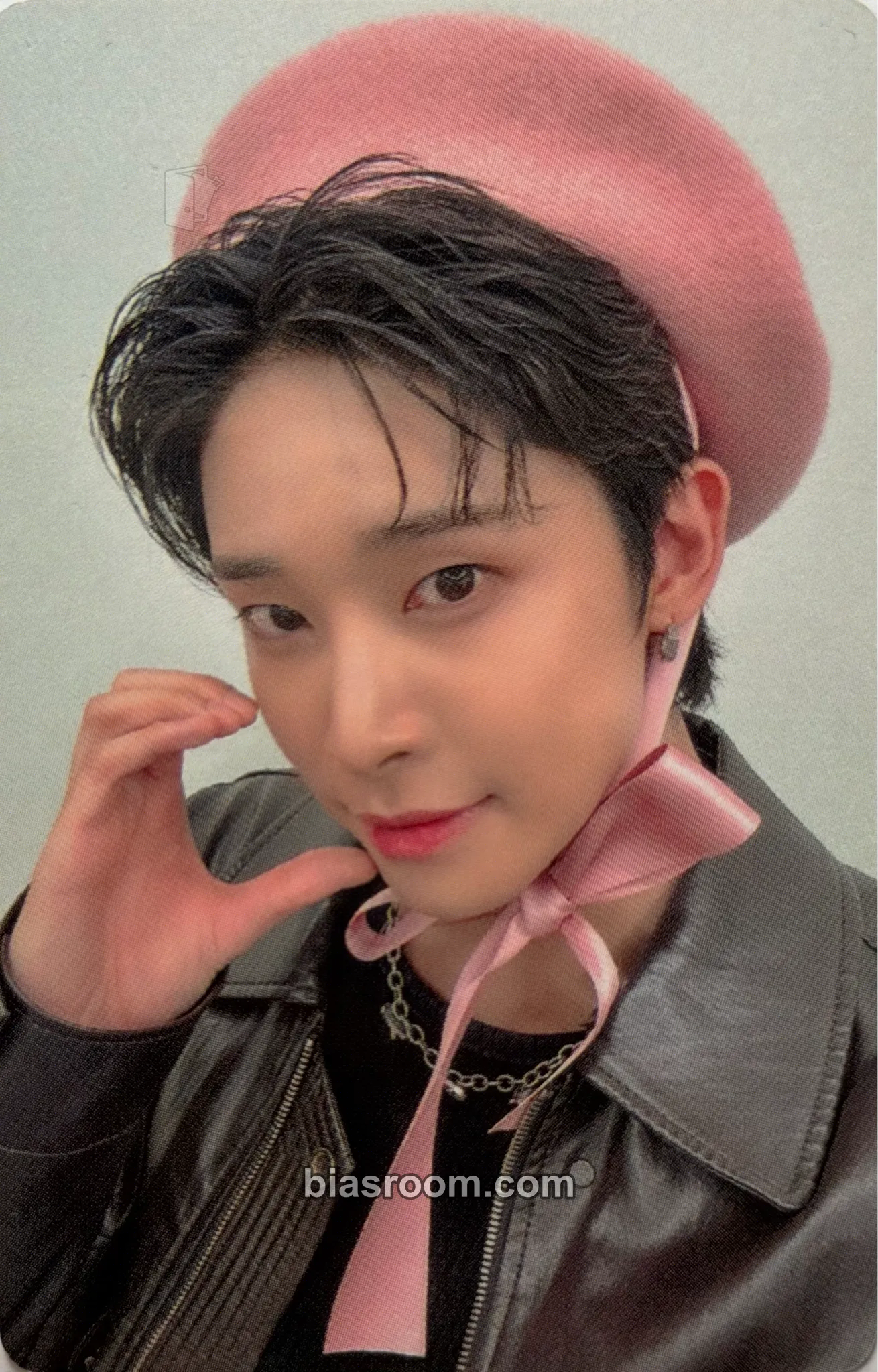 Leon Chameleon Photocard - TRENDZ - TRENDZ K-pop photocard