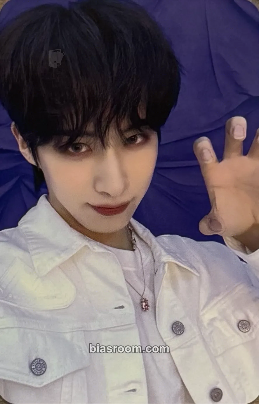 Xion MALUS Photocard - ONEUS - ONEUS K-pop photocard
