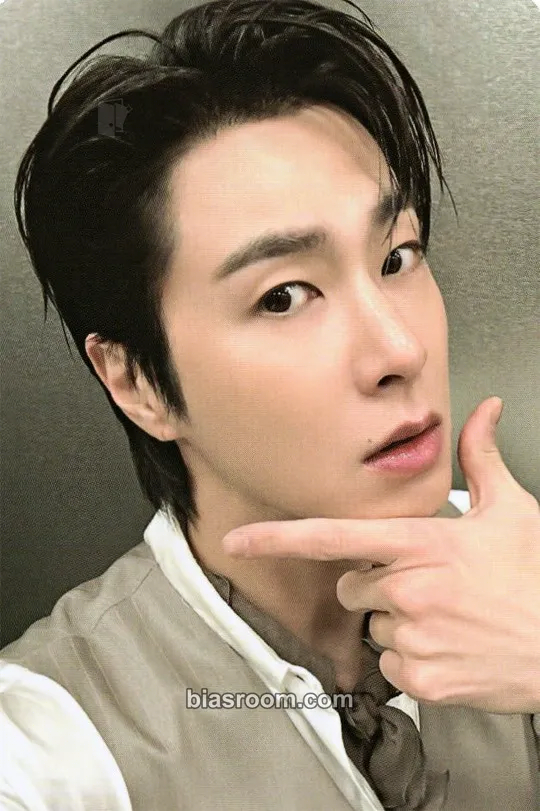 U-Know Yunho 2024 Season's Greetings Photocard - TVXQ - TVXQ K-pop photocard