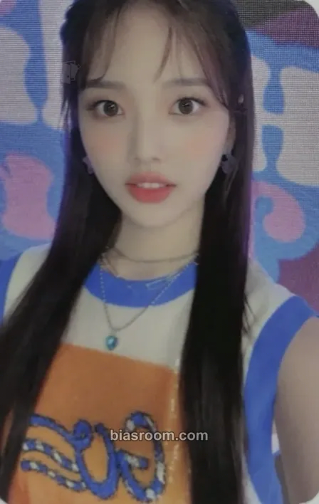 Soojin Play Game : Holiday Photocard - Weeekly - Weeekly K-pop photocard