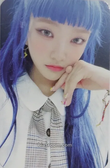 Soeun Play Game : Holiday Photocard - Weeekly - Weeekly K-pop photocard