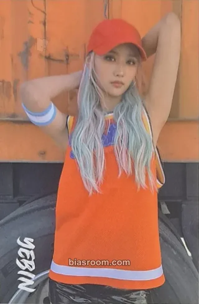 Hot Issue - Yebin - Icons Album album inclusion sticker