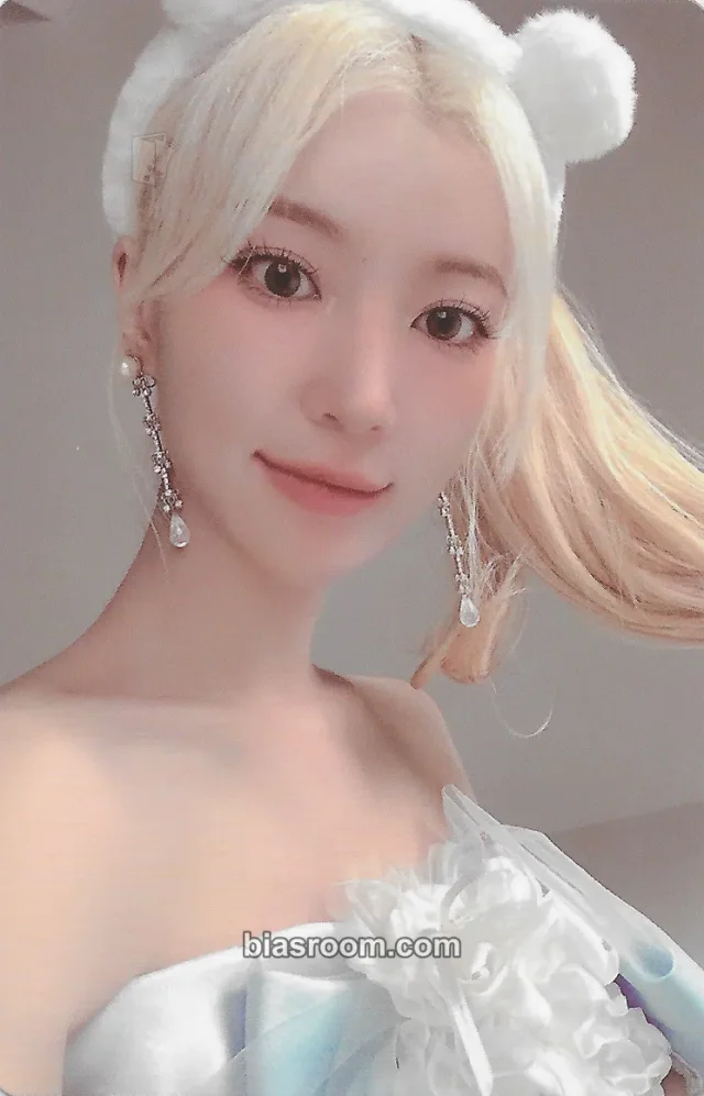 OH MY GIRL - Yubin - Dreamy Resonance Album album photocard poca album