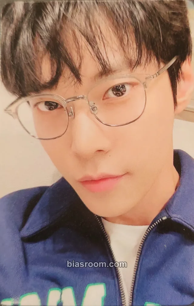NCT 127 - Doyoung - Favorite Album video call (fancall) withfans / yizhiyu (yzy) polaroid printed signature