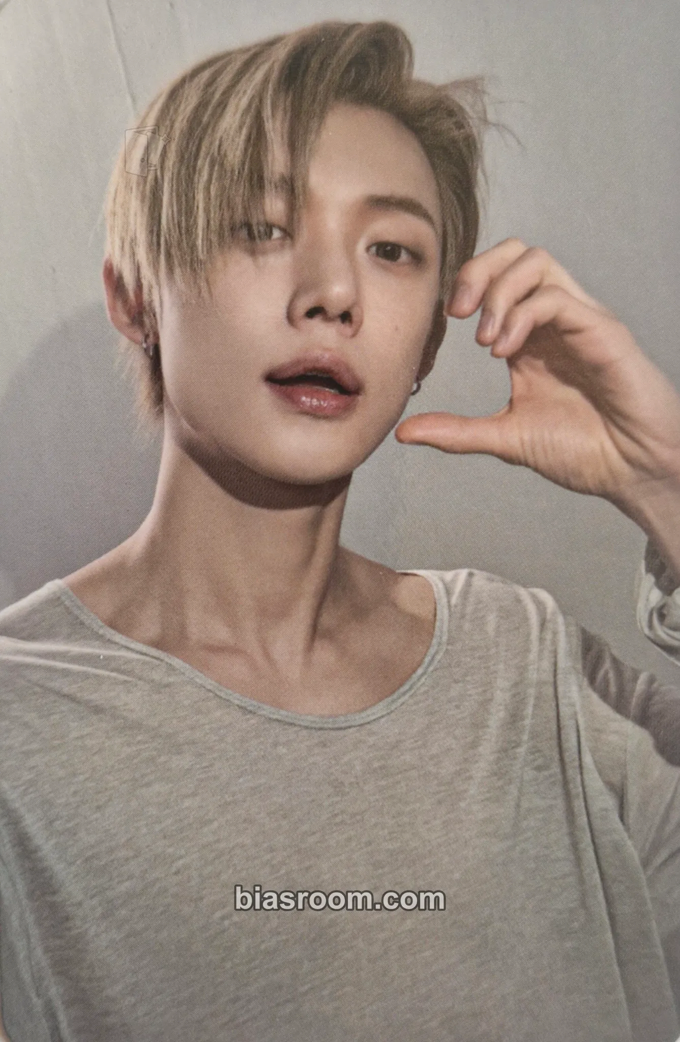 Yeonjun NO LABELS: PART 02 Photocard - TOMORROW X TOGETHER - TOMORROW X TOGETHER K-pop photocard