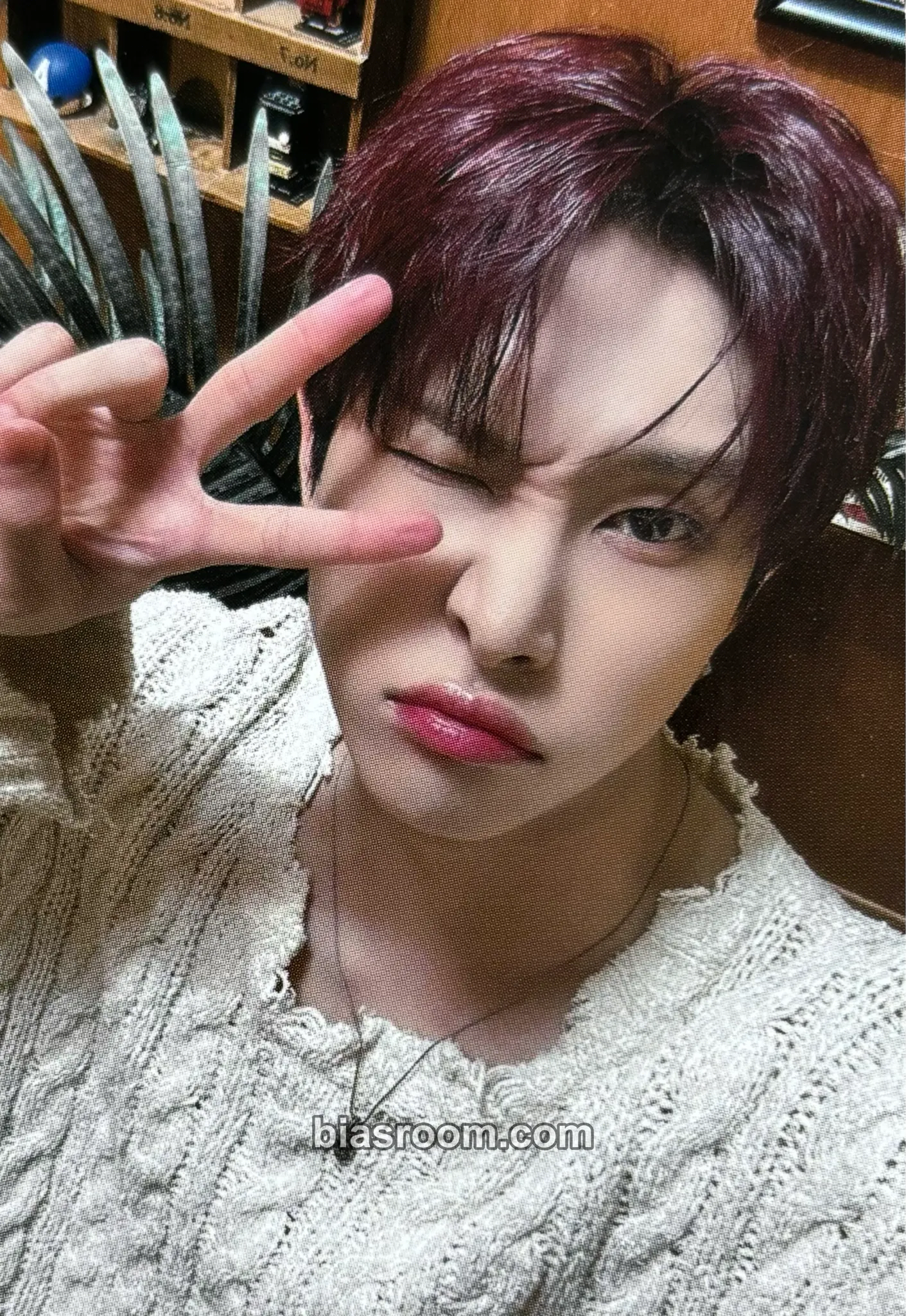 Leon 2026 Trendz Valentine’s Day Fan Meeting Photocard - TRENDZ - TRENDZ K-pop photocard
