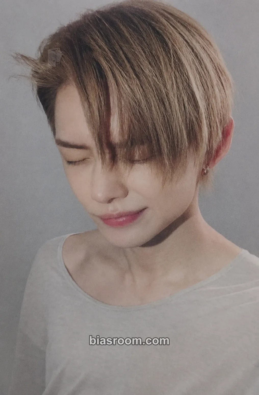 Yeonjun NO LABELS: PART 02 Photocard - TOMORROW X TOGETHER - TOMORROW X TOGETHER K-pop photocard