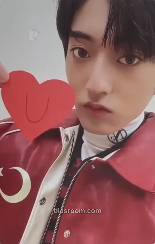 Haruto THE SECOND STEP : CHAPTER ONE Photocard - TREASURE - TREASURE K-pop photocard