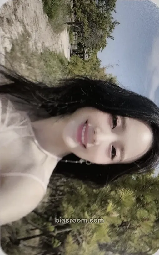 Gyuri From Our Memento Box Photocard - fromis_9 - fromis_9 K-pop photocard