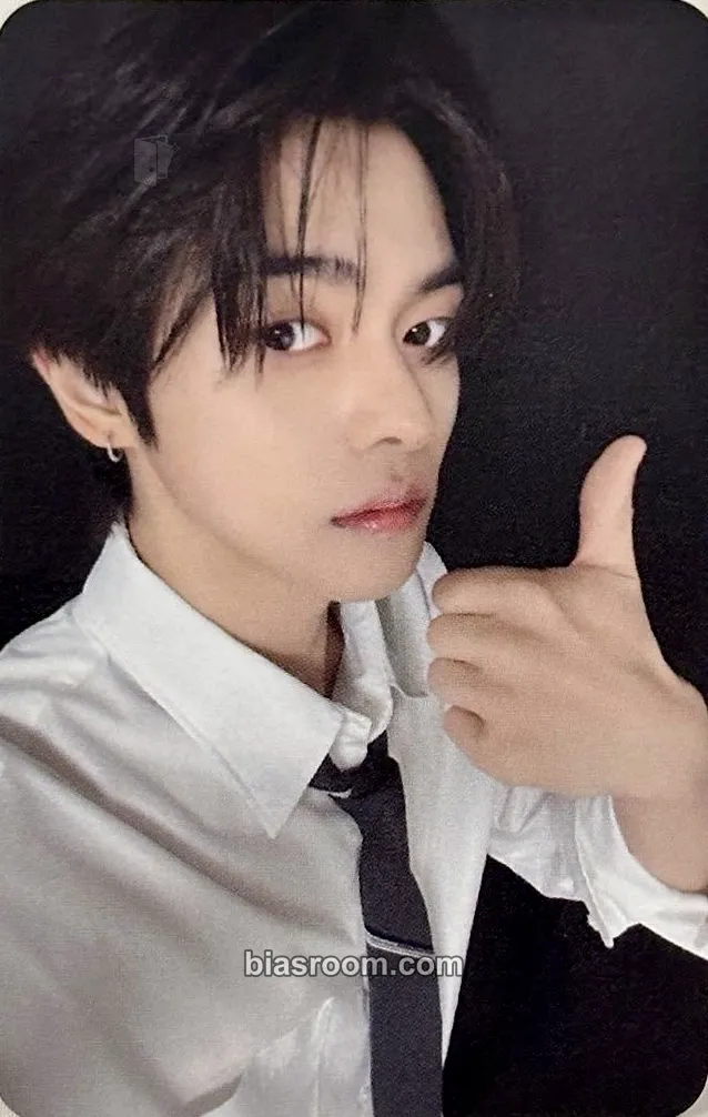 Leo ALPHA DRIVE ONE x NO COFFEE Photocard - ALPHA DRIVE ONE - ALPHA DRIVE ONE K-pop photocard