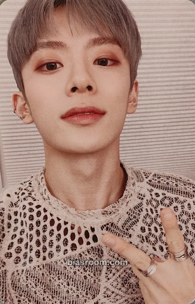 VERIVERY - Kangmin - Series 'O' Round 2 : Hole Album withfans / yizhiyu (yzy) round 2