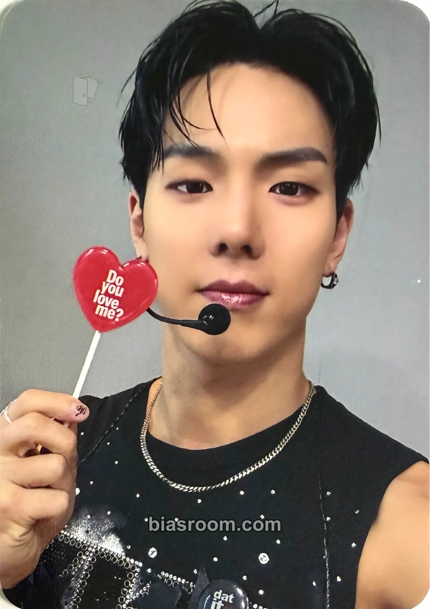 Shownu Love Me Photocard - MONSTA X - MONSTA X K-pop photocard