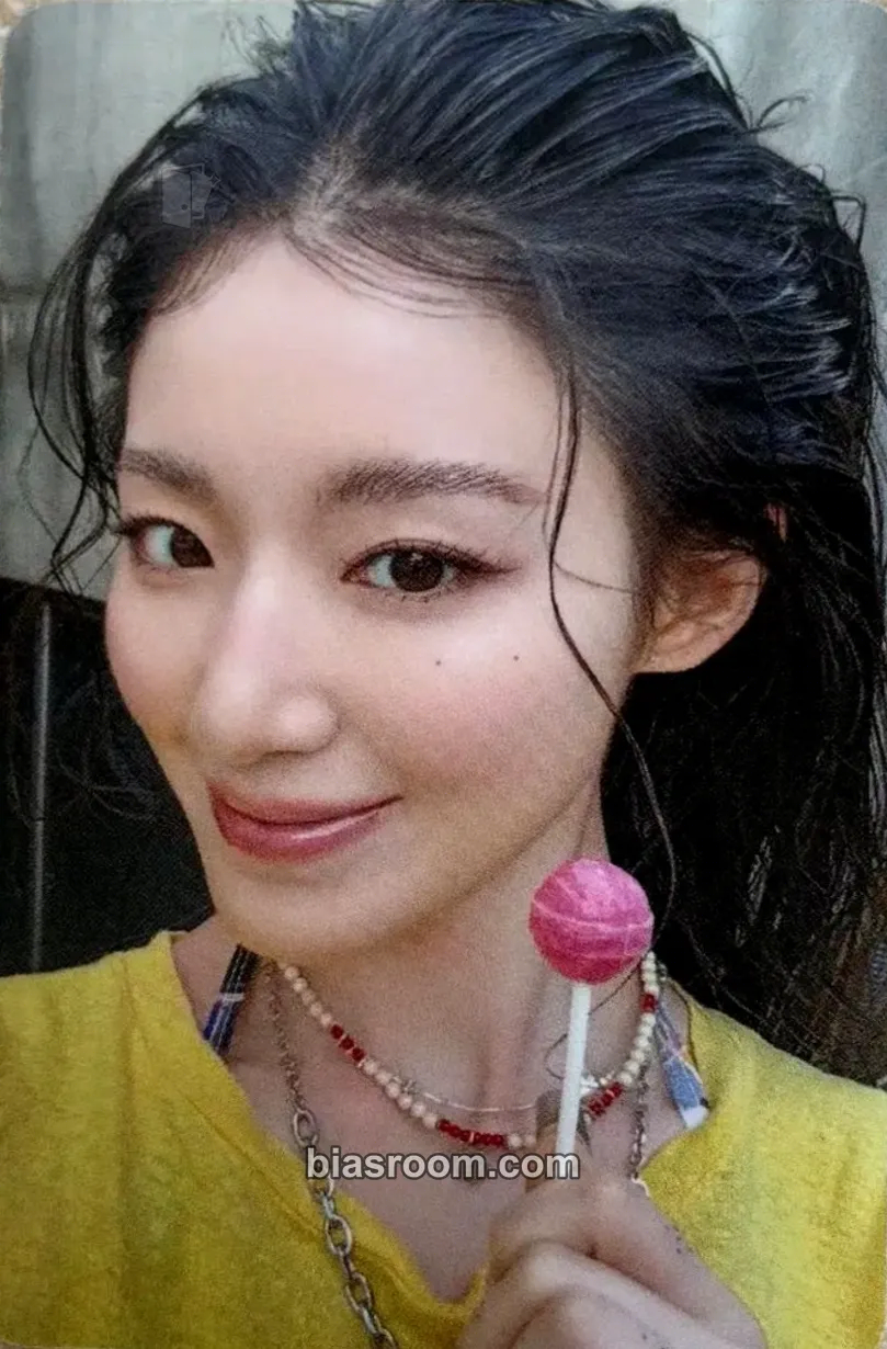Shuhua We made Photocard - i-dle - i-dle K-pop photocard