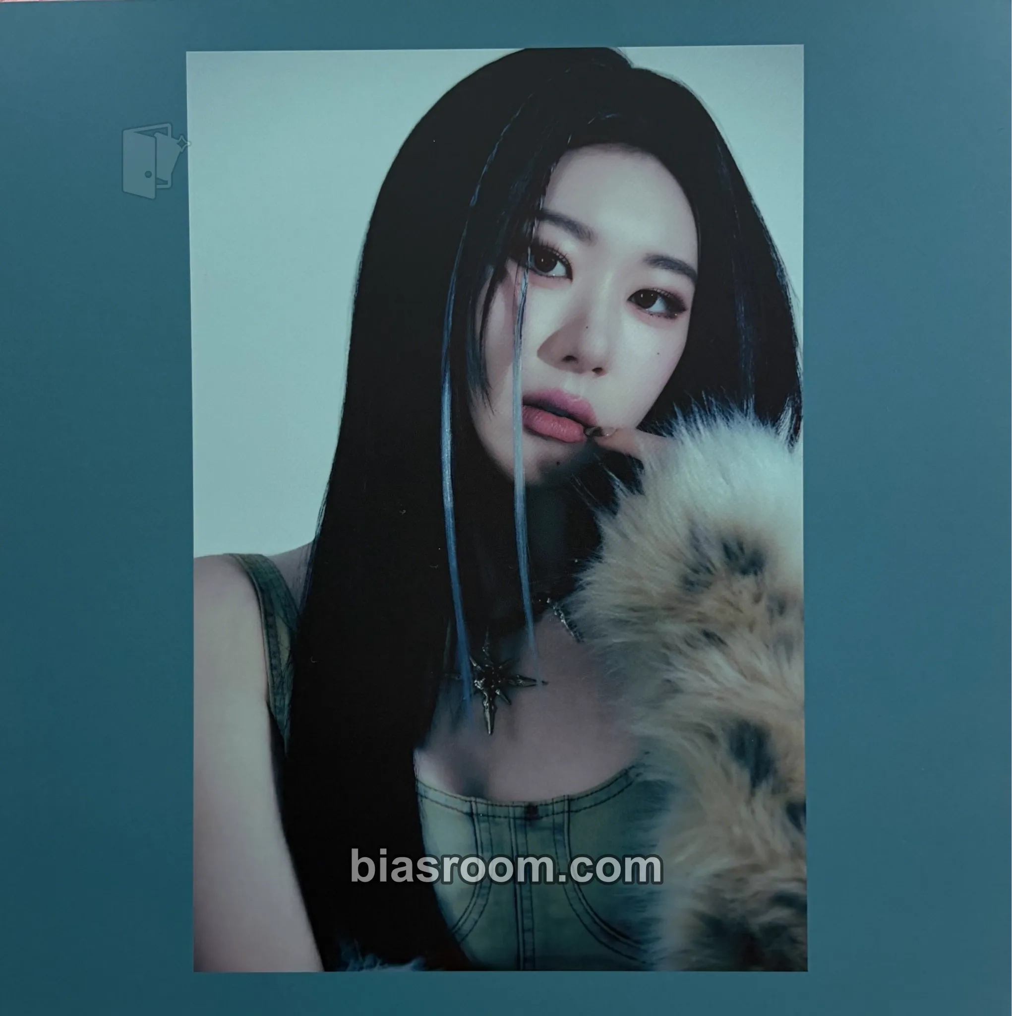 Chaeryeong BORN TO BE Photocard - ITZY - ITZY K-pop photocard