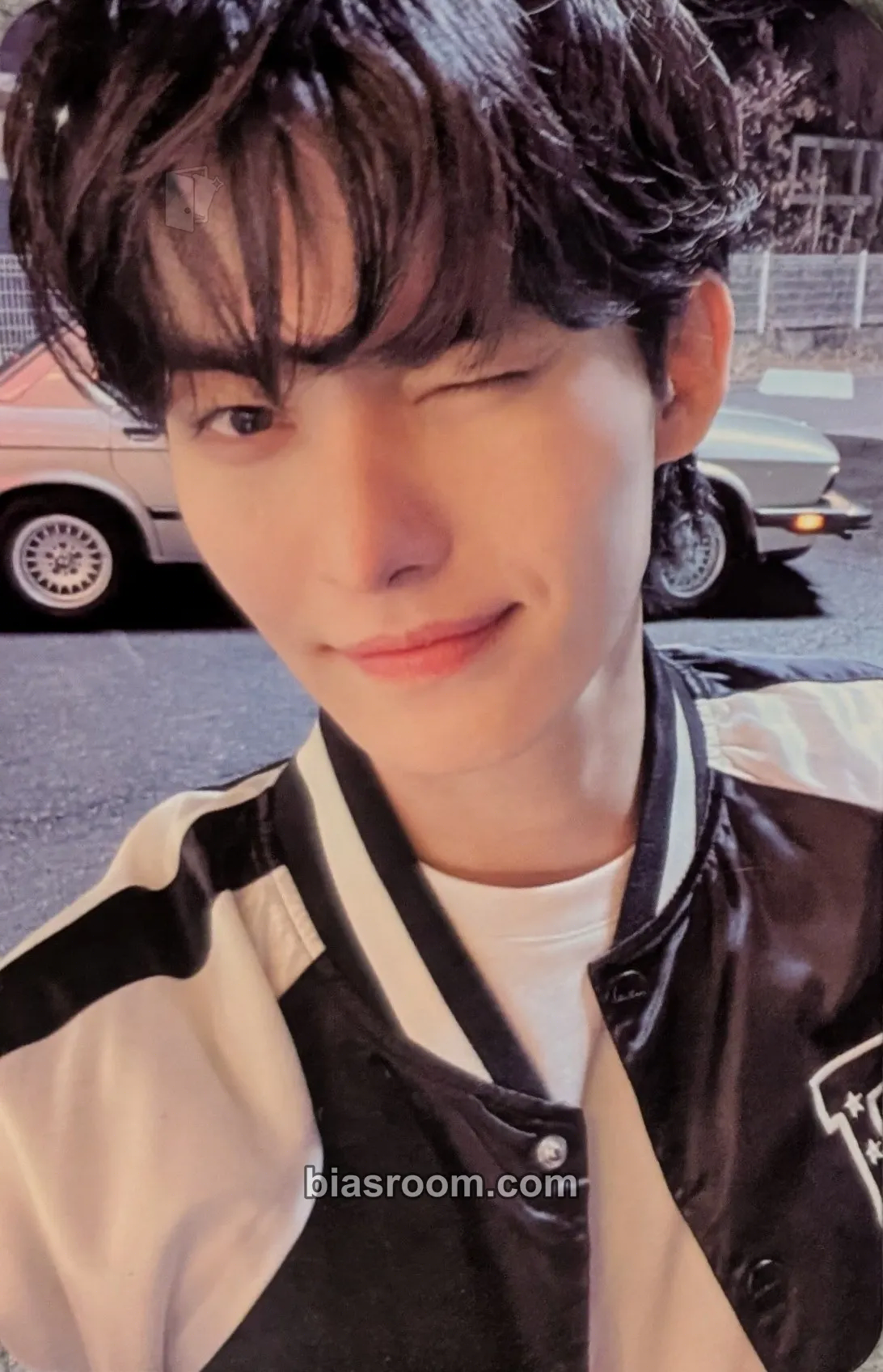Hyunjun Hur (ex. Hwall) Backseat Photocard - Hyunjun Hur - Hyunjun Hur K-pop photocard