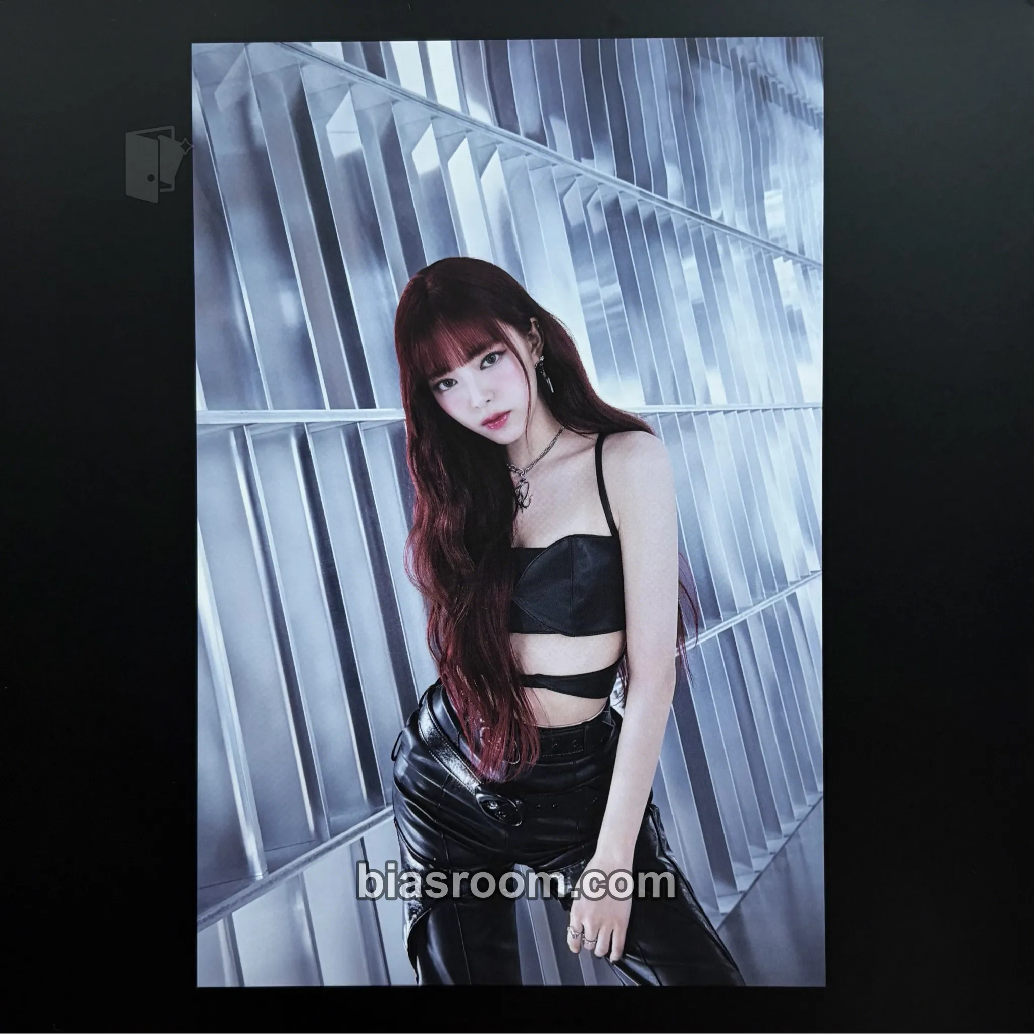 Yuna BORN TO BE Photocard - ITZY - ITZY K-pop photocard