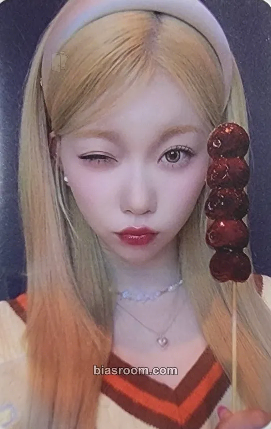 Tsuki side-B : memoirs of echo unseen Photocard - Billlie - Billlie K-pop photocard