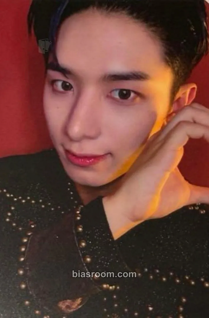 Kunho <ALL the HOURS> 1st Fancon Photocard - ALL(H)OURS - ALL(H)OURS K-pop photocard