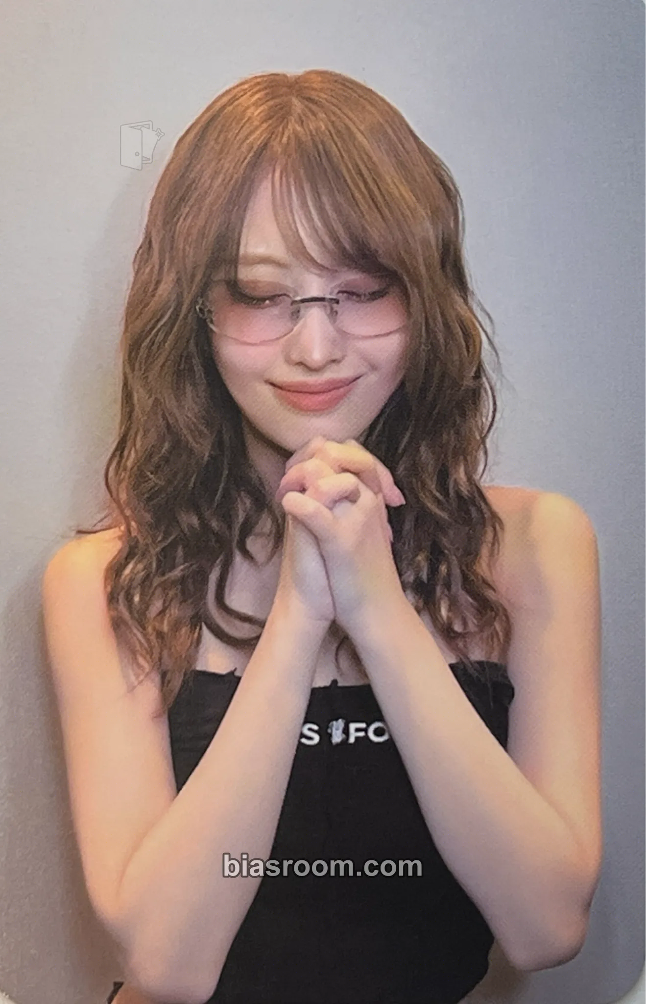 Momo TWICE 6th World Tour THIS IS FOR Photocard - TWICE - TWICE K-pop photocard