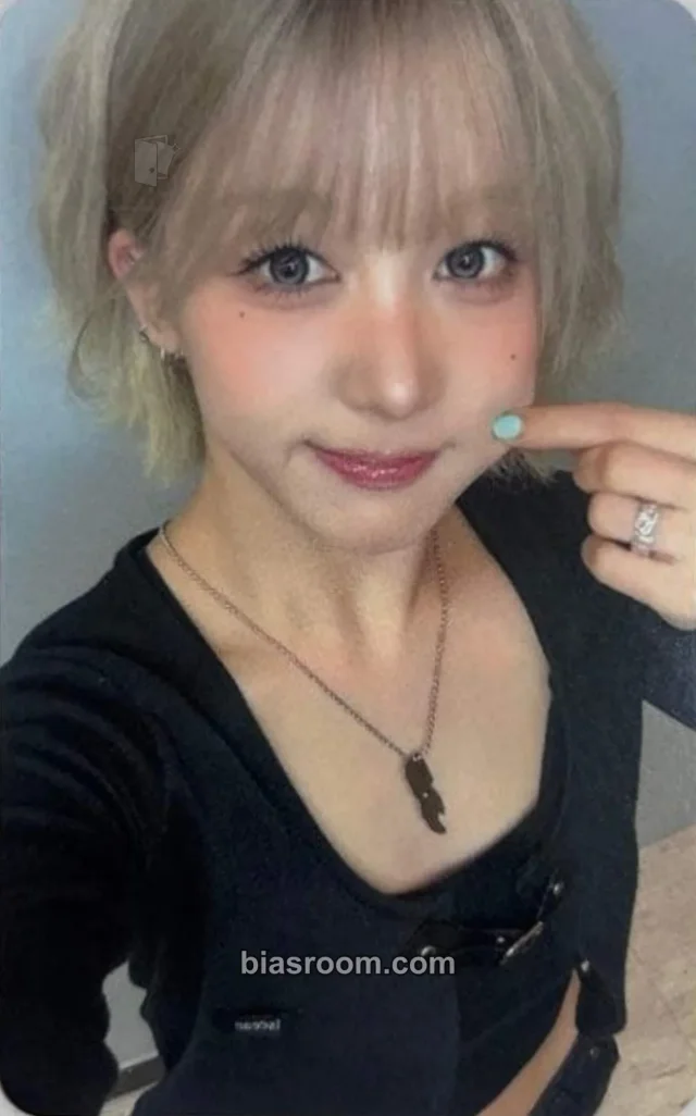 Kep1er - Hikaru - Crack Code Album soundwave fansign round 2