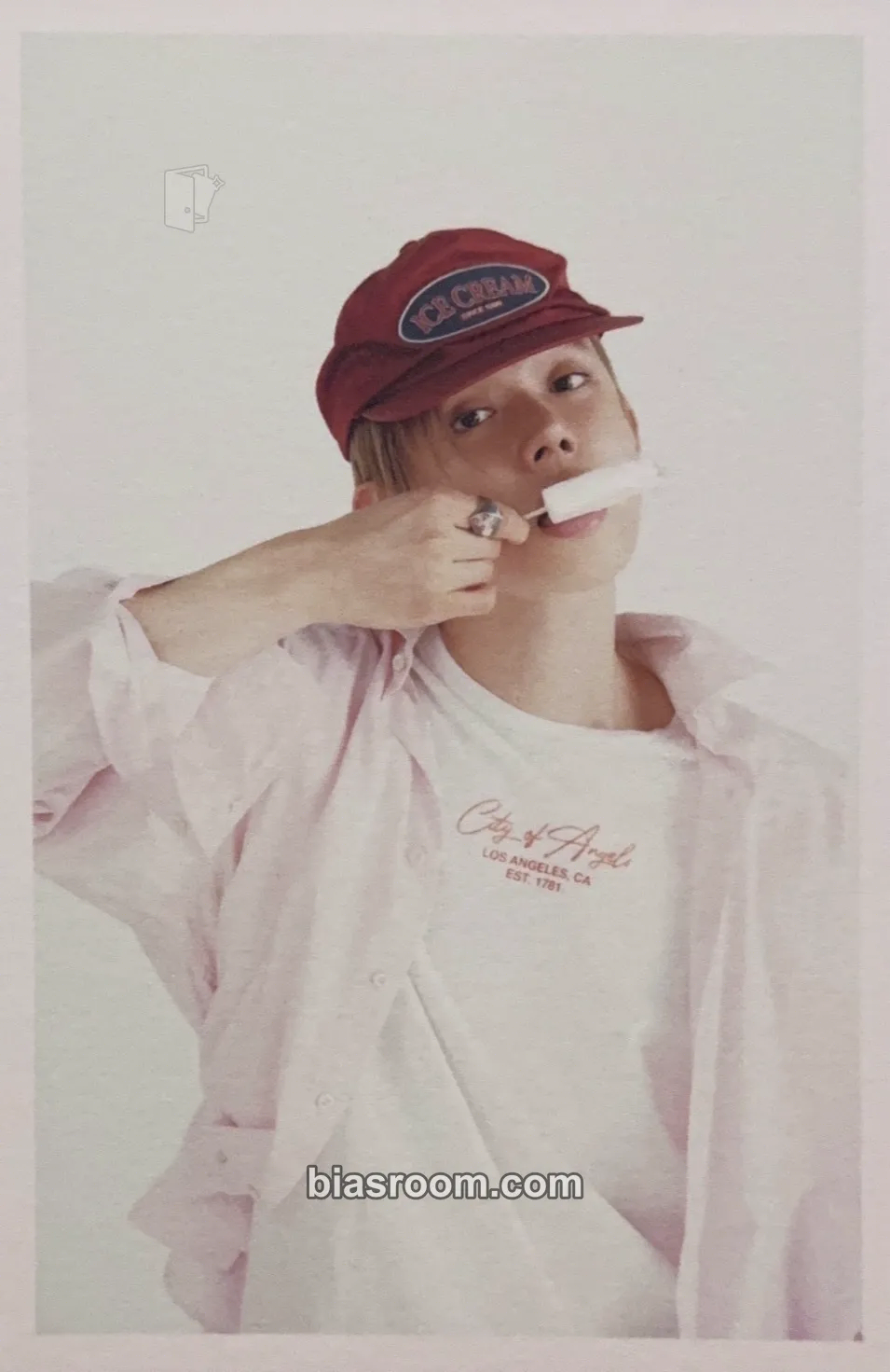 Yeonjun NO LABELS: PART 02 Photocard - TOMORROW X TOGETHER - TOMORROW X TOGETHER K-pop photocard