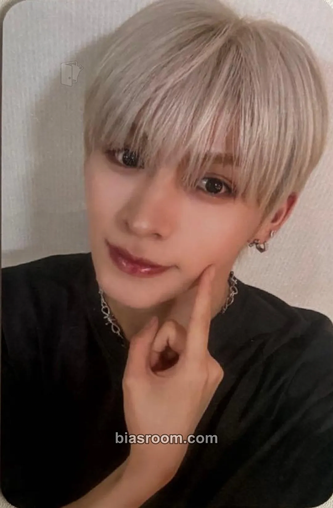 Masami Smoke Point Photocard - ALL(H)OURS - ALL(H)OURS K-pop photocard