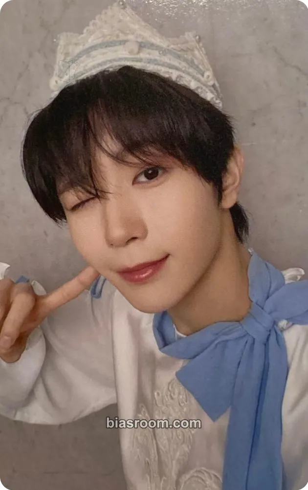 Ryo 2ND ANNIVERSARY FANMEETING IN JAPAN <6人の王子様がプロポーズしてくるなんて聞いてないんですけど> (Help! All Six Princes Are Trying to Propose to Me) Photocard - NCT WISH - NCT WISH K-pop photocard